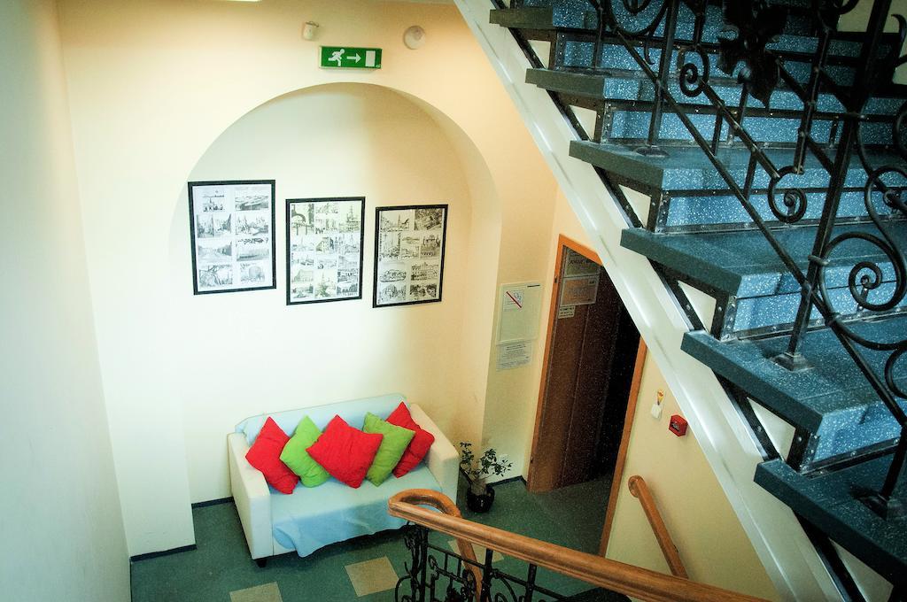 Hill Inn Poznań Extérieur photo