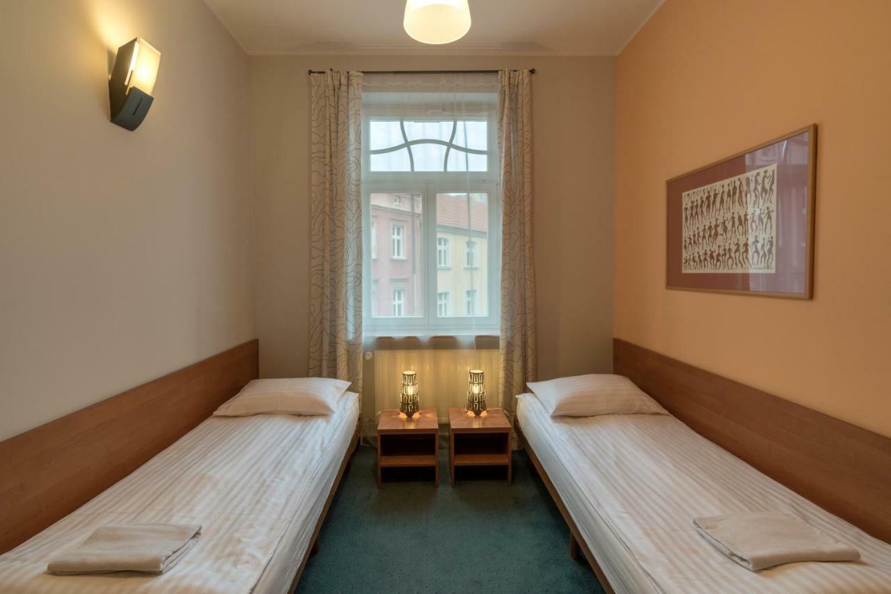 Hill Inn Poznań Extérieur photo