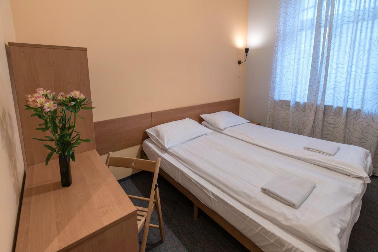Hill Inn Poznań Extérieur photo